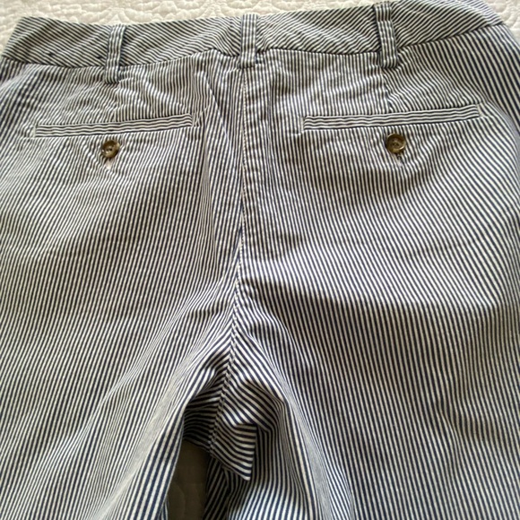 Lands' End Blue and White Striped Bermuda Shorts Tailored Cotton Blend Size 6 - Picture 7 of 11